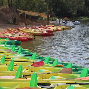 Kayaking: A sporting and tourist outing