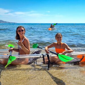 Kayak transparent : Une immersion totale dans les fonds marins