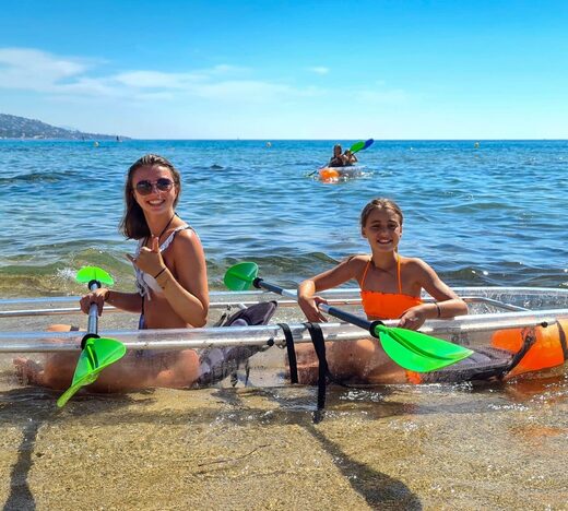 Kayak transparent : Une immersion totale dans les fonds marins