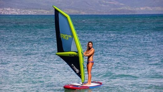 Sailing paddle: the perfect mix of gliding and sailing