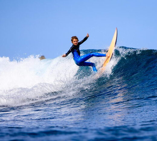 Surf : Ressentir la puissance des vagues