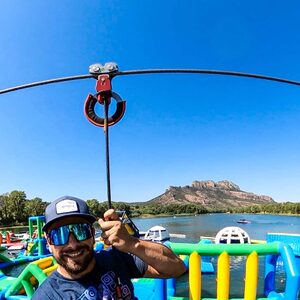 Giant Tyrolienne : A flight over Lac Perrin!